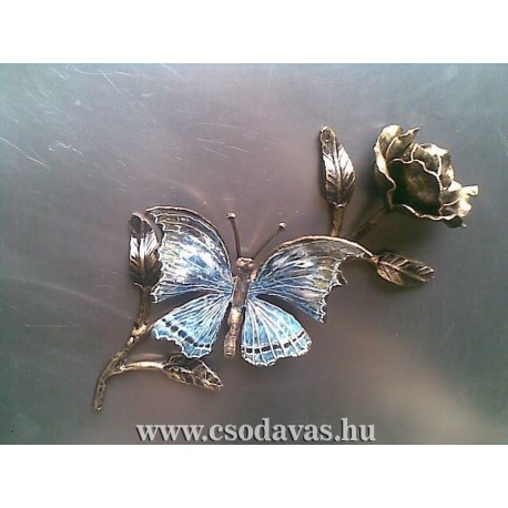 Kovácsoltvas dísztárgyak 18