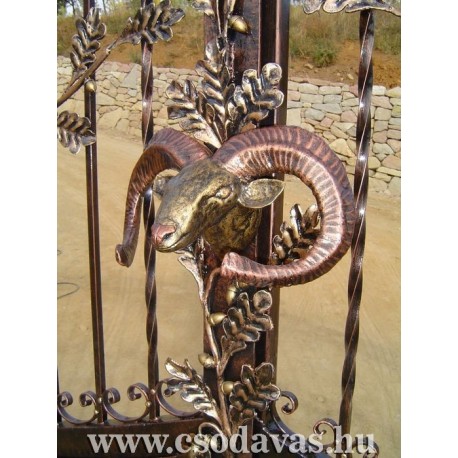 Kovácsoltvas dísztárgyak 20
