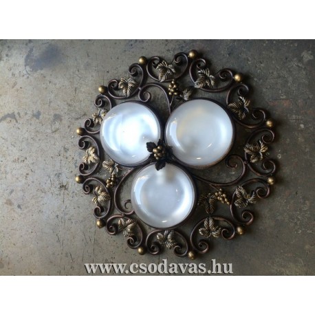 Kovácsoltvas dísztárgyak 29