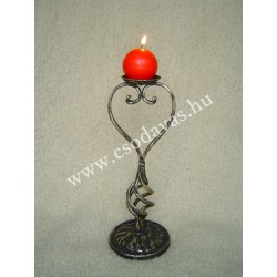 Kovácsoltvas gyertyatartó GY016