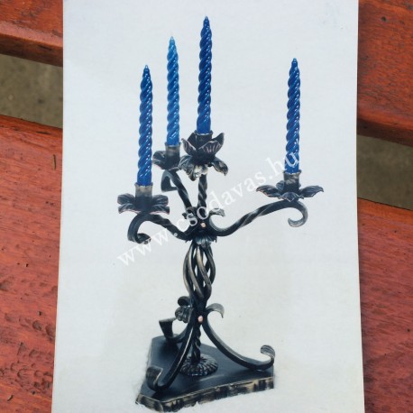Kovácsoltvas gyertyatartó GY051