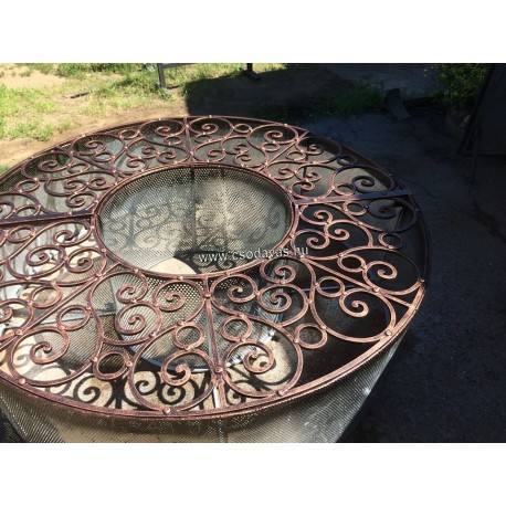 Kovácsoltvas faverem rács