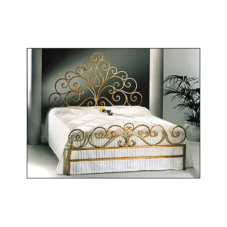 kovácsoltvas ágy 25